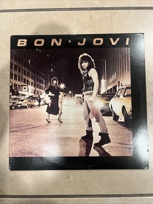 Bon Jovi одноименный 1984 виниловая пластинка (VG +) «ЧИСТЫЙ» - Изображение 1 из 3
