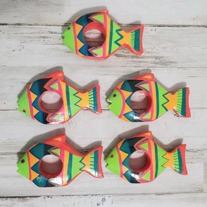 Lot de 5 porte-SERVIETTES POISSONS TROPICAUX EN BOIS peints à la main décor nautique - Photo 1/16