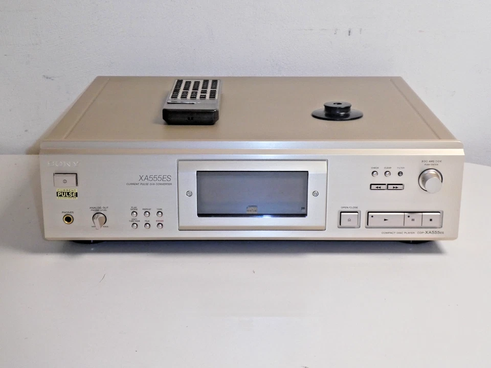Sony CDP-XA555ES High-End CD-Player inkl. Puck & Fernbedienung, 2 Jahre Garantie - Bild 1 von 4
