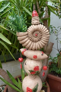 Keramik-Handarbeit-Garten-Stele - Bild 1 von 5