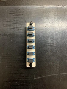 Carcasa de conector Telect 055-0000-6010 SC simplex 6 puertos SM. ¡NUEVO! Envío gratuito - Imagen 1 de 3