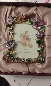 Versalles Hermoso Cristal Flores y Mariposa 2 1/2"" x 3 1/2"" Marco de Imagen - Imagen 1 de 5