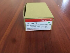 ONE T9275A1002 LCD Temperature Controller New Expedited Shipping #D3- - Picture 1 of 2