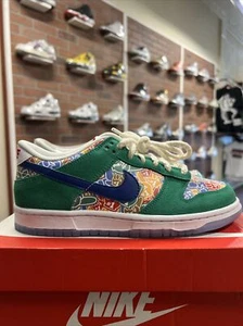 Size 6.5- Nike Dunk Low Foam Finger 2022 - Picture 1 of 4