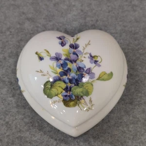 Plato de baratija con tapa en forma de corazón Rochard Limoges Francia porcelana violetas florales - Imagen 1 de 5
