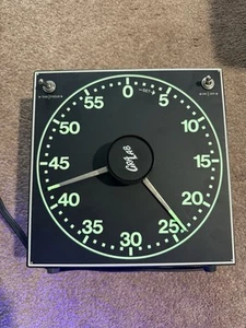 Gralab Model 300 Professional Darkroom Enlarger Timer 1 sec to 60 min - Picture 1 of 3