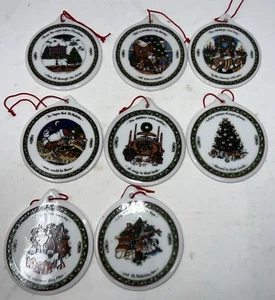 A Christmas Story by Susan Winget 8er Set Ornamente feines Porzellan - Bild 1 von 11