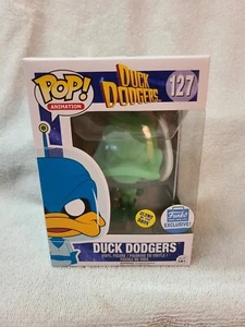 New Funko POP Funko Shop Exclusive GID DUCK DODGERS #127 Figure - Picture 1 of 6