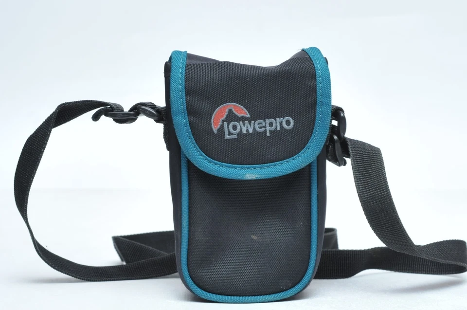Lowepro Compact Digital Camera Bag Case Small Shoulder Strap - Image 1 of 1
