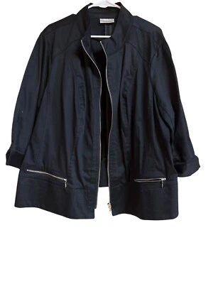 Chaqueta ligera Avenue negra talla grande con bolsillos con cremallera y cuello hecha en Viet Foto 1 de 4