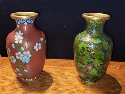 Pair of Oriental Cloisonne Enamel  Bud Vases Vintage ~4 in. Tall Red  Green - Image 1 of 4