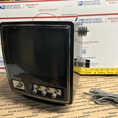 Винтажный HITACHI куб стиль транзистор ТВ модель I-48; около 1977 протестирован AC/DC  - Изображение 1 из 4