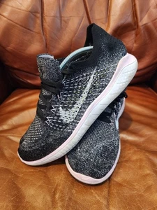 Nike Free RN Flyknit 2018 Mujer Talla 11 Negro Zapatos Atléticos para Correr Tenis - Imagen 1 de 14