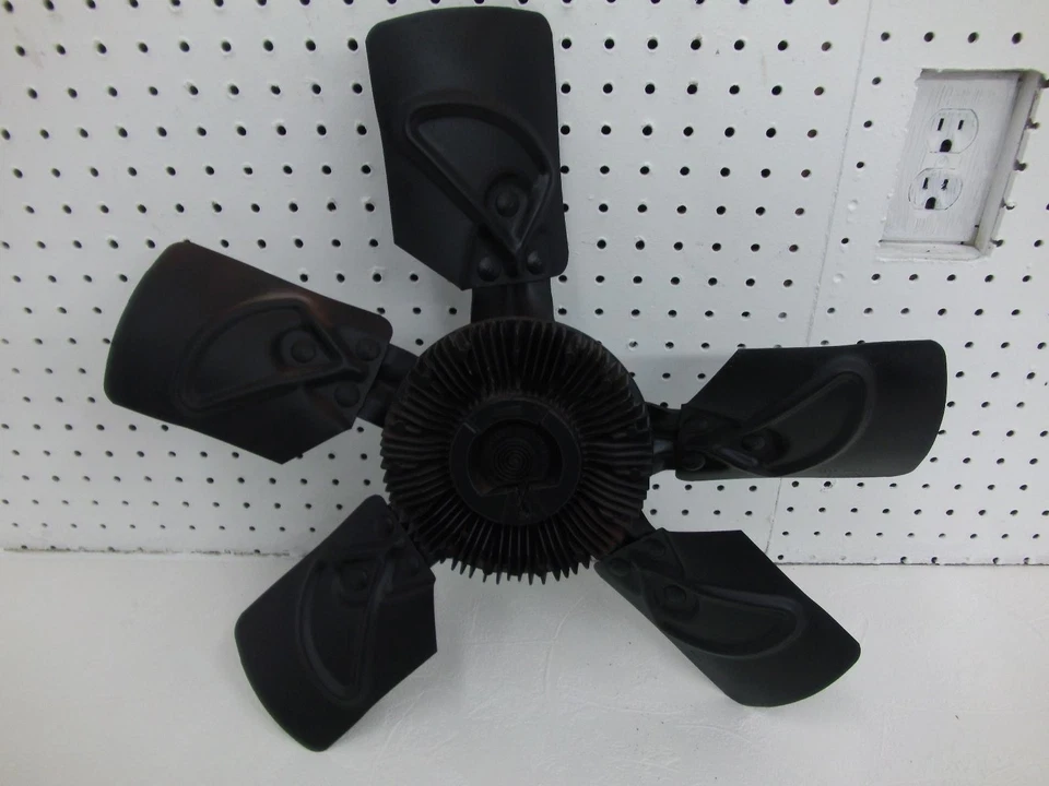 Conjunto de ventilador de refrigeração do motor 96 Dodge Dakota 5.2 HD lâmina de refrigeração e embreagem - Imagem 1 de 4