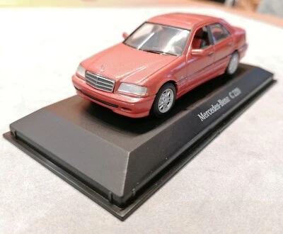 MERCEDES BENZ C220 Berlina tp W202 - Orange - Dealer Model By Minichamps - 1:43 - Immagine 1 di 4