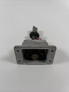 Fairchild Langevin cannon connector Female with connector cap DPB—24722-3 - Picture 1 of 5