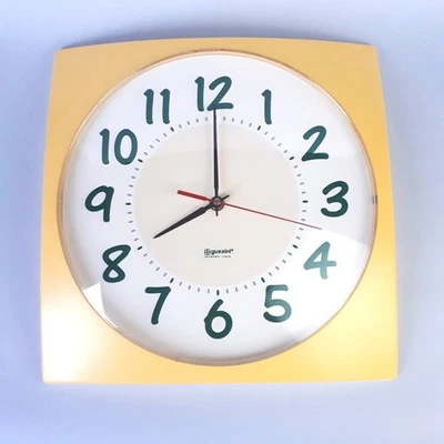 Orologio da parete vintage Guzzini giallo anni 80 design moderno made in Italy - Immagine 1 di 4