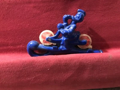 Donald Duck on motorcycle pblue whistle 1950's plastic - Image 1 of 4