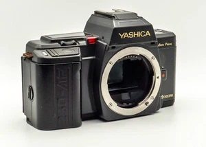 Yashica 230AF Slr Film Camera with flash UNTESTED - Picture 1 of 20