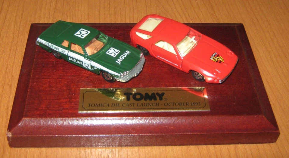 Tomy Tomica Die cast Launch - October 1993 Jaguar & Porsche on plinth - Image 1 of 4