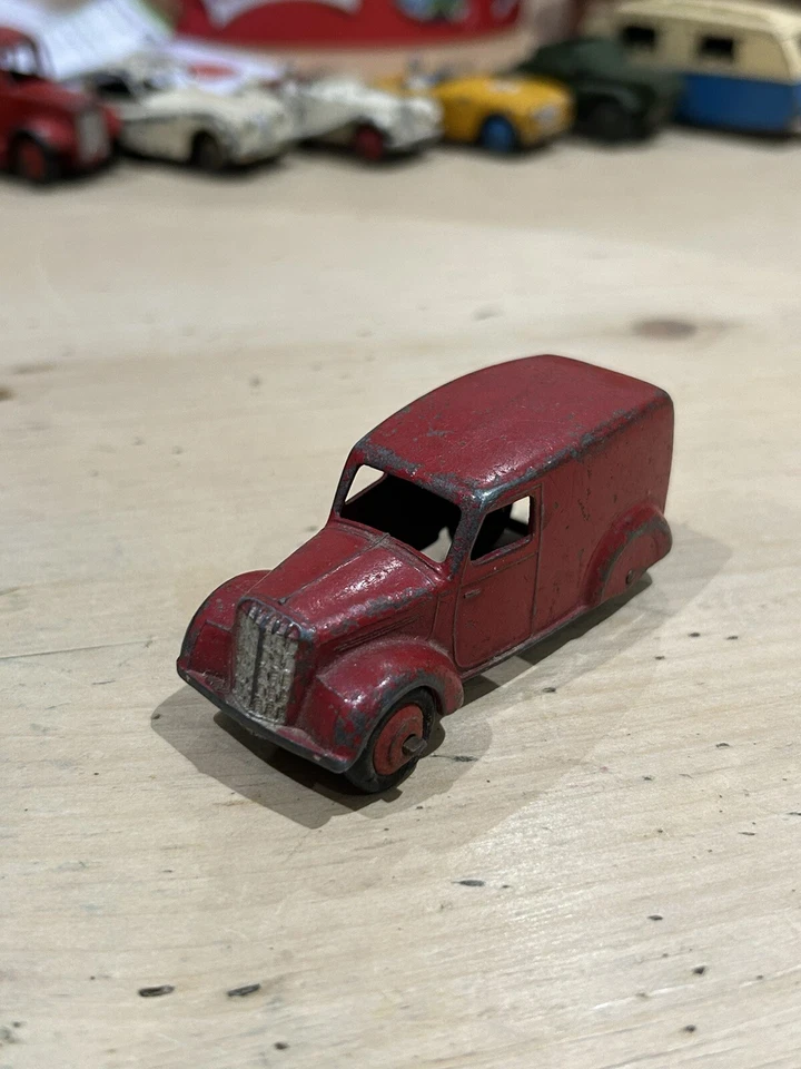 1939-1941 Dinky 28P Type 3 Delivery Toy Truck WWII Era made in England Scarce - Image 1 of 4