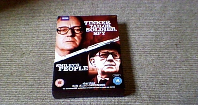 TINKER TAILOR SOLDIER SPY SMILEY'S PEOPLE BBC UK 4-Disc DVD 2011 Alec Guinness - Image 1 of 1