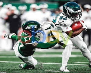 Malachi Moore Tackling New York Jets 8x10 NFL Football Photo - Picture 1 of 1