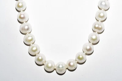 Collar de una sola hebra de perlas blancas cultivadas de 9,36 mm de plata de ley de $700,925 Foto 1 de 4