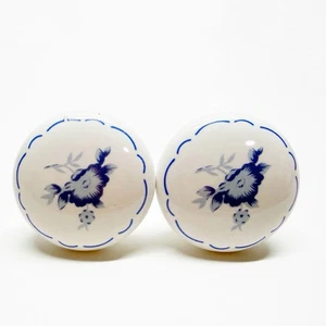 Vintage Liberty Floral Keramik Schrankknöpfe 2er Set weiß blau - Bild 1 von 5