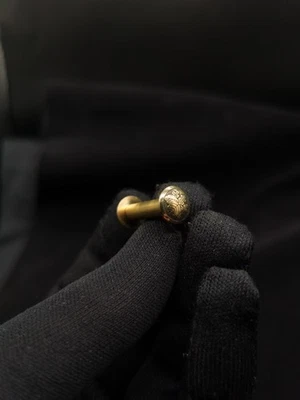 Mekugi decorativo japonés tipo Kiri Mon para wakziashi y tanto Y015 Foto 1 de 4