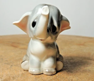 Vintage Norcrest Baby Elefant Figur Mournful Sad Expression Japan - Bild 1 von 7