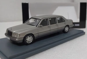 Mercedes-Benz V124 Lang Limousine Silver 1990 1:43 Neo 44308 1 of 300 PC RARITY! - Picture 1 of 16