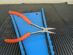 #ap866 Cornwell Tools CPL1205 ORANGE Duck Bill Pliers - Picture 1 of 8