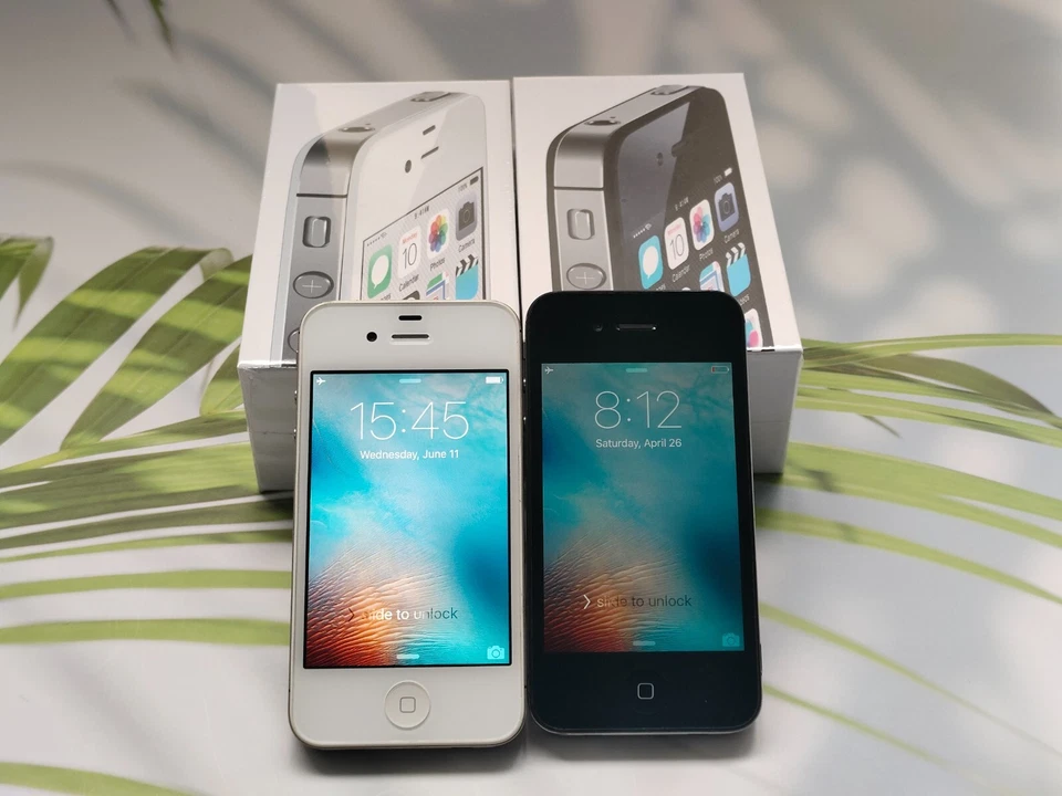 90%N ew Original Apple iPhone 4/4s 8/16/32/64GB Fully UNLOCKED Black/White GOOD - Image 1 of 4