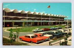 Postcard Minnesota Minneapolis MN St Paul Airport Auto Car 1960s Unposted Chrome - Picture 1 of 2
