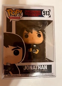 FIGURINA FUNKO POP JONATHAN #513 CON CUSTODIA - Foto 1 di 1