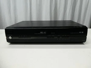 🍀 TEILE Toshiba D-VR660 HDMI DVD Recorder/VCR Kombi DVD FUNKTIONIERT VHS ESSEN KASSETTEN - Bild 1 von 4