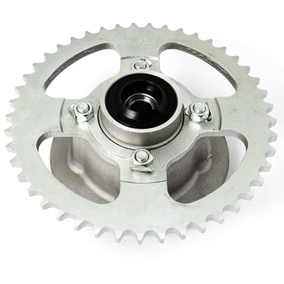 Piñón trasero moto con buje 428-45T fijación 4 pernos (SPKH041) CADENA TRANSMISIÓN Foto 1 de 2