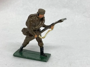 Soldier By Unknown (N Yel 541) - Imagen 1 de 8