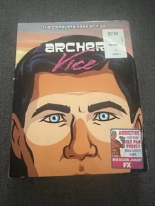 Archer: Vice - The Complete Season 5 Blu-ray, 2 Disc Set With Slipcover NEW!! - Foto 1 di 5