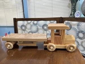 Solid Wood Truck & Trailer Cribbage Board With Slot For Cards TLC Toys - Picture 1 of 9