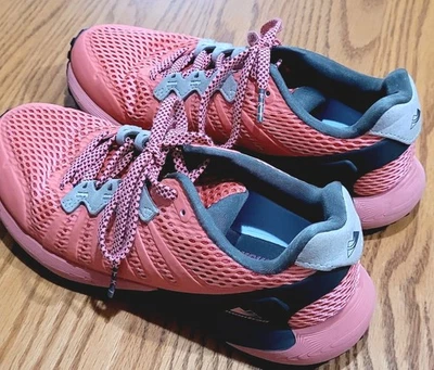 NUEVO SIN ETIQUETAS COLUMBIA MONTRAIL ACTIVE / ZAPATOS DE SENDERISMO * Mujer 7.5 * Melocotón / Verde Caqui Foto 1 de 4