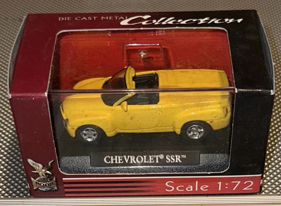 YAT MING ROAD ПОДПИСЬ CHEVROLET SSR 1/72 МАСШТАБ желтый - Изображение 1 из 1