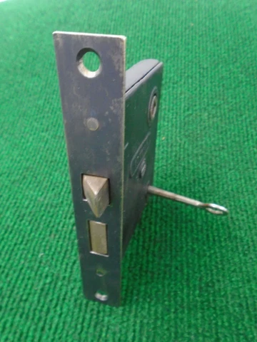 NORWALK #9420 MORTISE LOCK w/KEY, 5 3/8" FACE, 2 1/2" BS w/KEY, NICE (18045) Cover