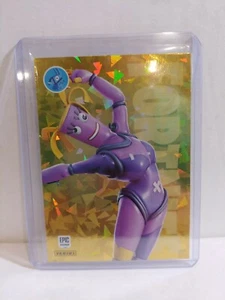 2022 Panini Fortnite Series 3 Twisty Rare Outfit Cracked Ice SP #90 - Picture 1 of 6