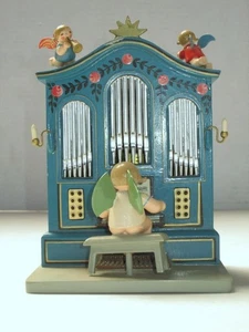 ERZGEBIRGE Wendt Kuhn WuK Germany geschnitzte Holz Spieluhr mit Engel & Pfeifenorgel - Bild 1 von 11