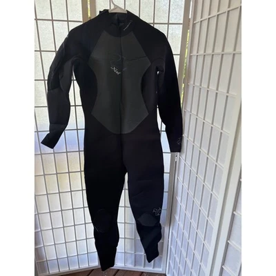 XCEL women Wetsuit SLX 4.3 Offset Zip Size 12 Surfing Diving Snorkeling - Image 1 of 4