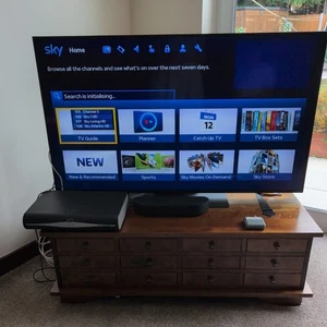 Sky TDS850NB Sky+HD Box With Remote And Power Cable Boxed - Picture 1 of 12