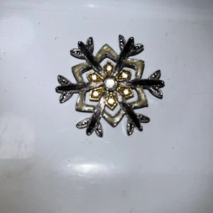 LIZ CLAIBORNE Beaded 2 Tone Pearled Enamel & Crystal Snowflake Pin Brooch 1.75in - Picture 1 of 7