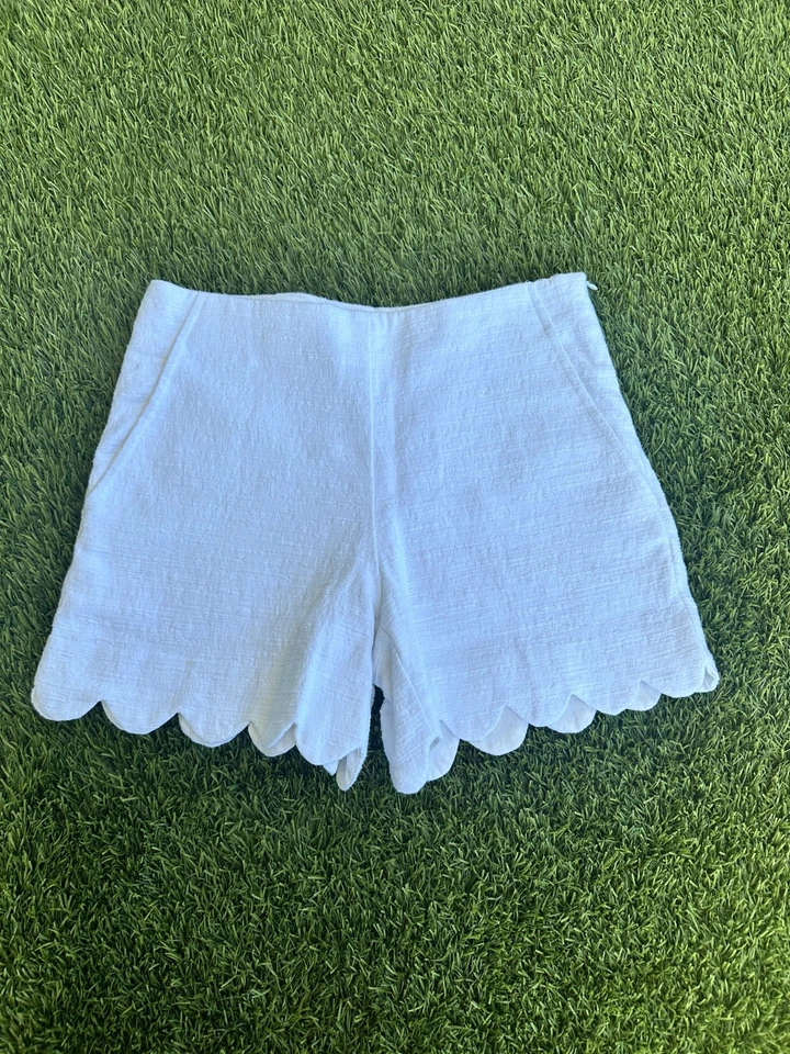 Shorts TRINA TURK Feminino Tamanho 2 Texturizado Branco Algodão Bainha Recortada Verão Geo - Imagem 1 de 4